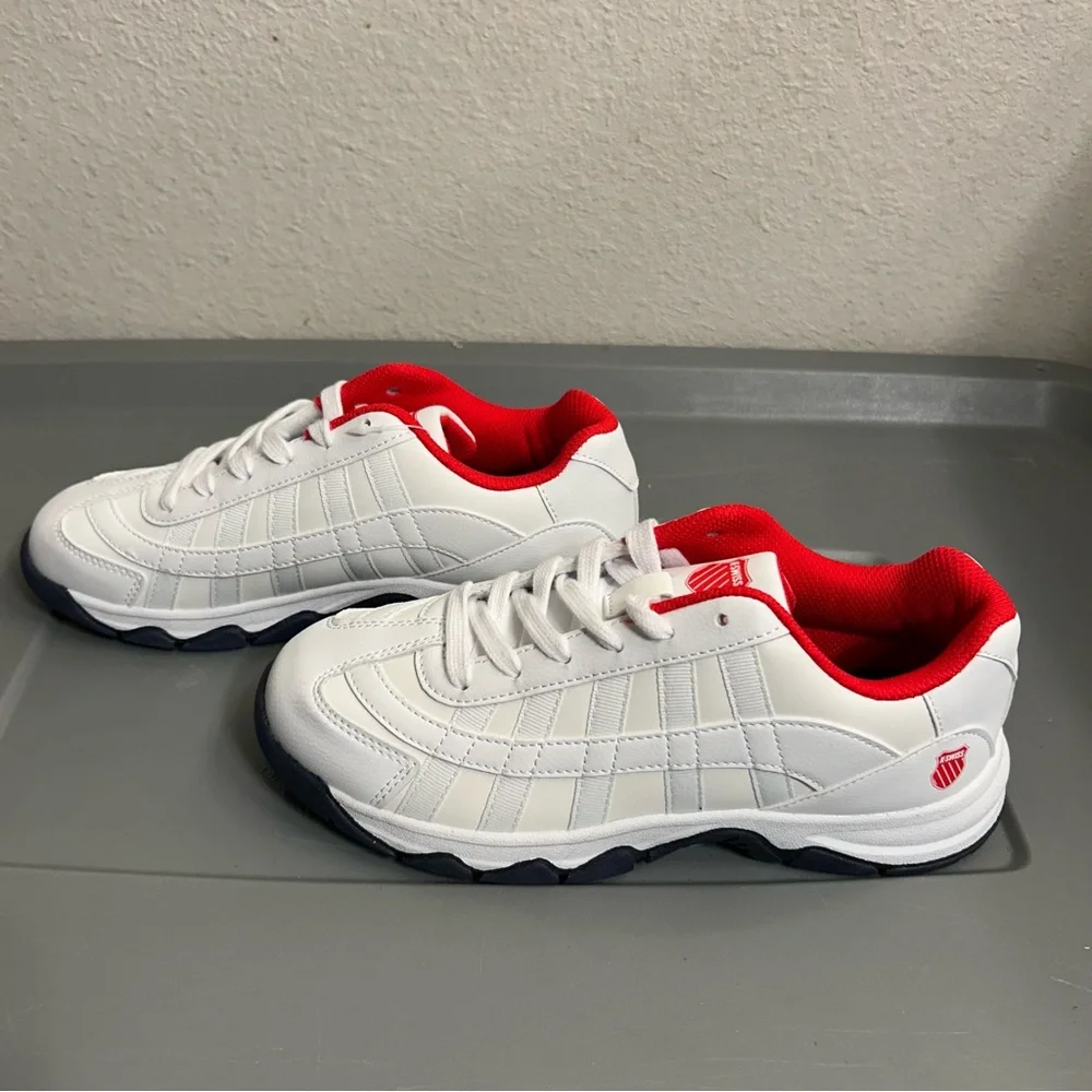 K-Swiss White and Red Sneakers Sleek Design